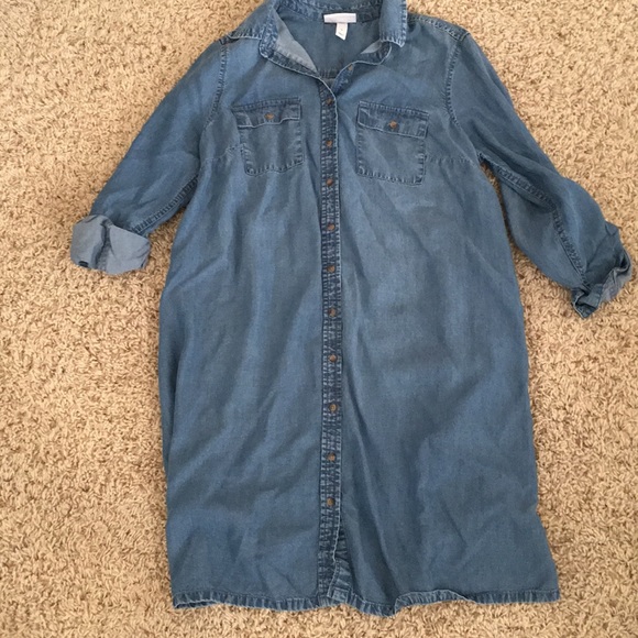 Maternity clothing - Picture 2 of 4